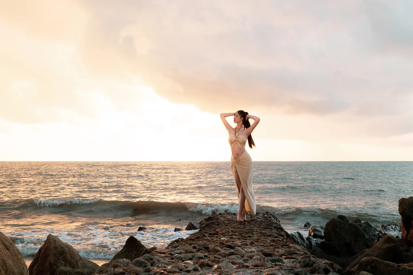 年年 - 海边维纳斯 [80P-549MB] tg@simisebaisi 【丝足阁】021.webp